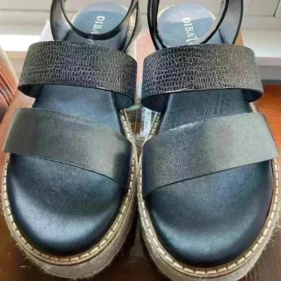 Diba Woman’s Day Line Sandal In A Gunmetal Grey Gladiator Style - Picture 1 of 7